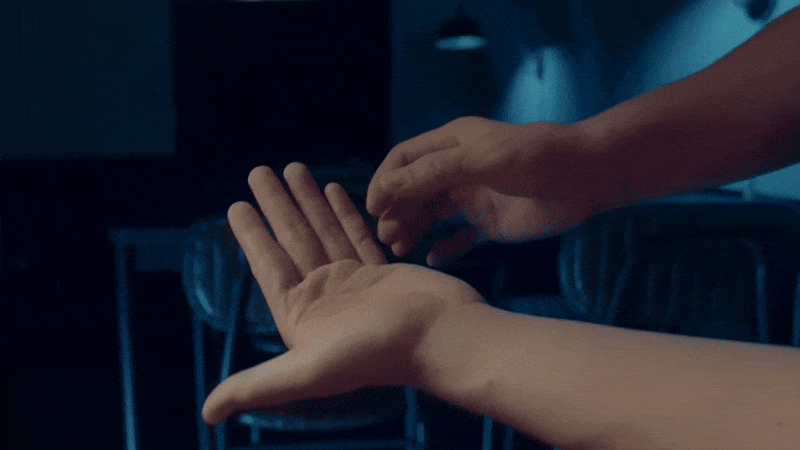 Crazy Sam Finger Illusion